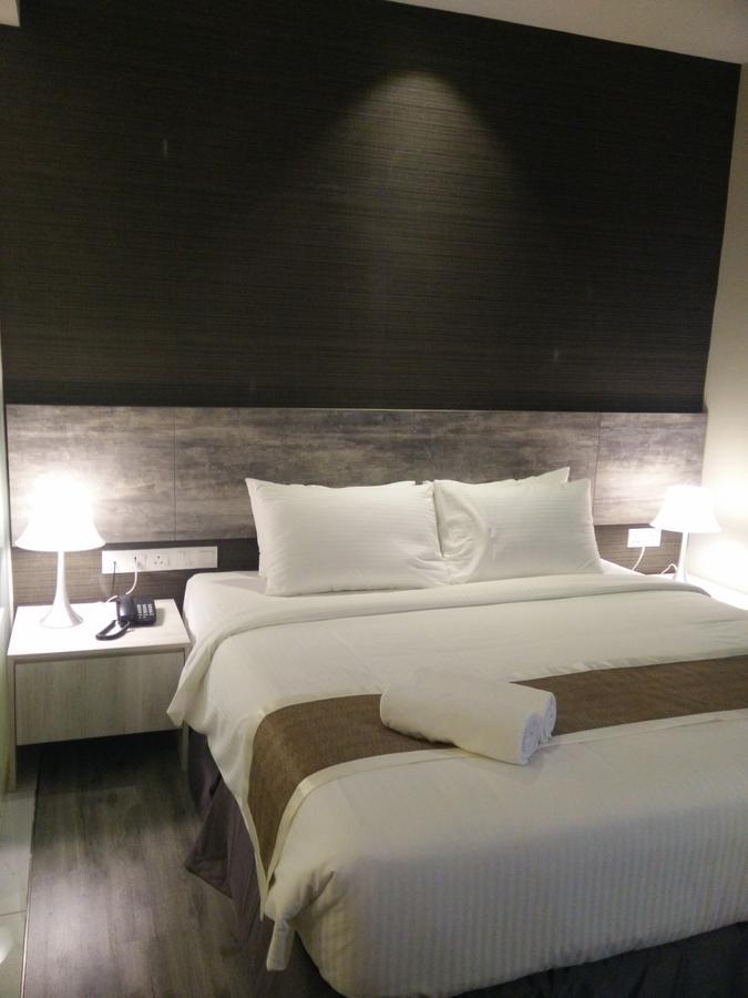 The Leverage Business Hotel Johor Bahru Exteriör bild