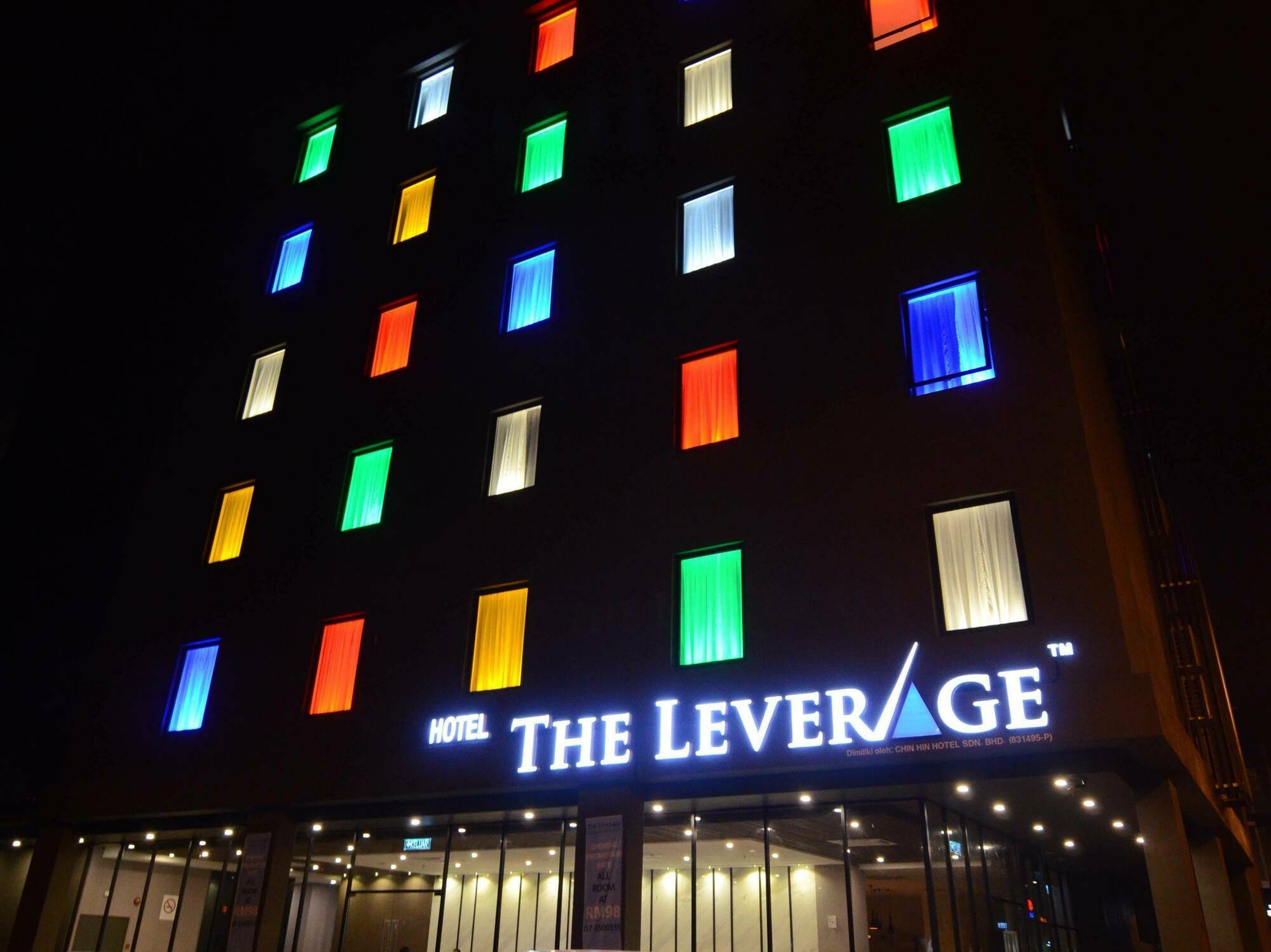 The Leverage Business Hotel Johor Bahru Exteriör bild